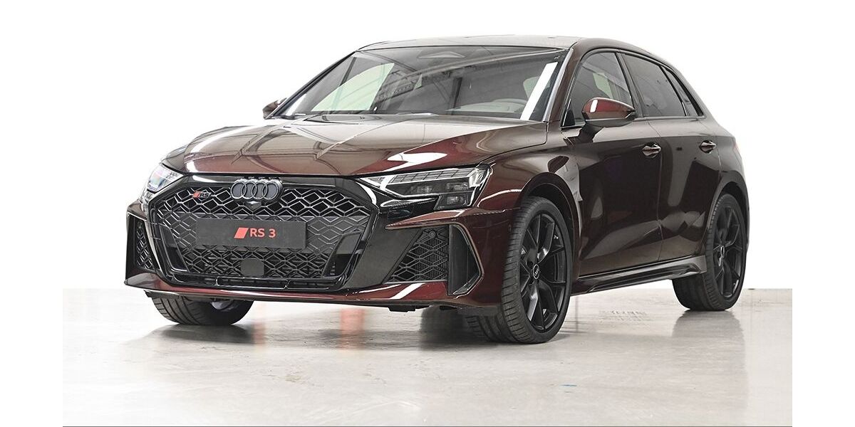 Audi RS3 1.500 km 76.380 &euro; Wuppertal 42109