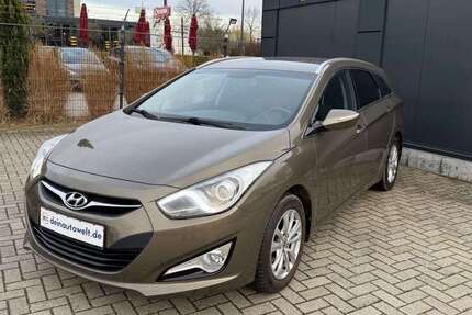 Hyundai i40 98.000 km 7.900 &euro; Dormagen 41540