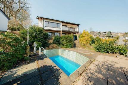 Haus Remscheid Süd - 7 Zimmer, 140 m&sup2;, 449.000&euro; | Angebot:26307270