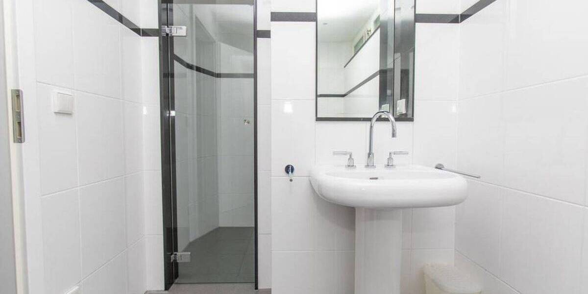 Mehrfamilienhaus, Wohnhaus Düsseldorf Rath - 1 Zimmer, 698 m&sup2;, 2.598.000&euro; | Angebot:26890039