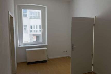 Wohnung Düsseldorf Friedrichstadt - 2 Zimmer, 43 m&sup2;, 792&euro; | Angebot:26462820