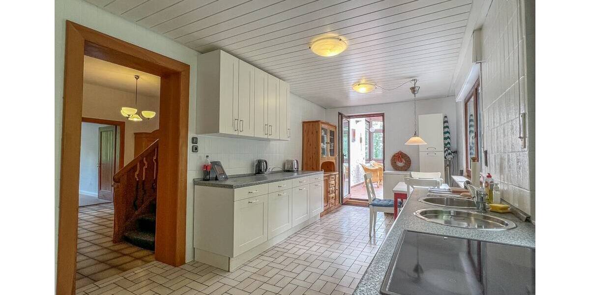 Historisches Herrenhaus im Hagener Süden, aufgeteilt in zwei Eigentumswohnungen 1 zimmer