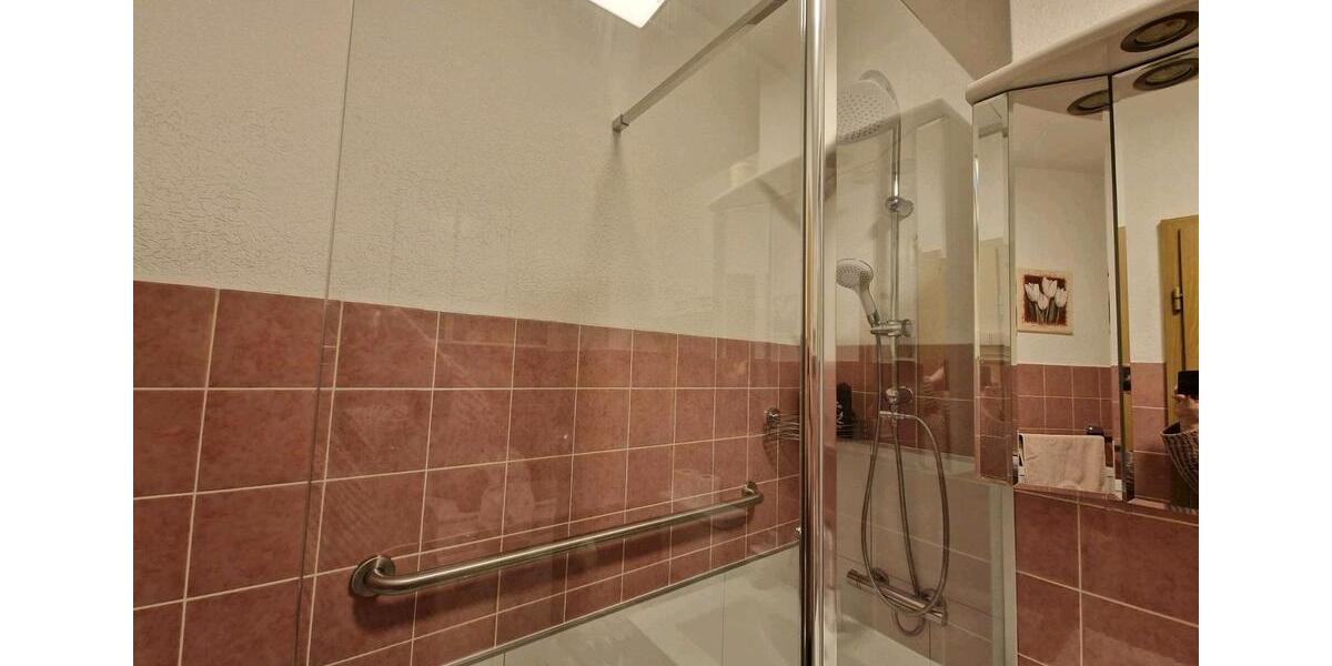 Hochparterre Hattingen Blankenstein - 3 Zimmer, 78 m&sup2;, 145.000&euro; | Angebot:26814671
