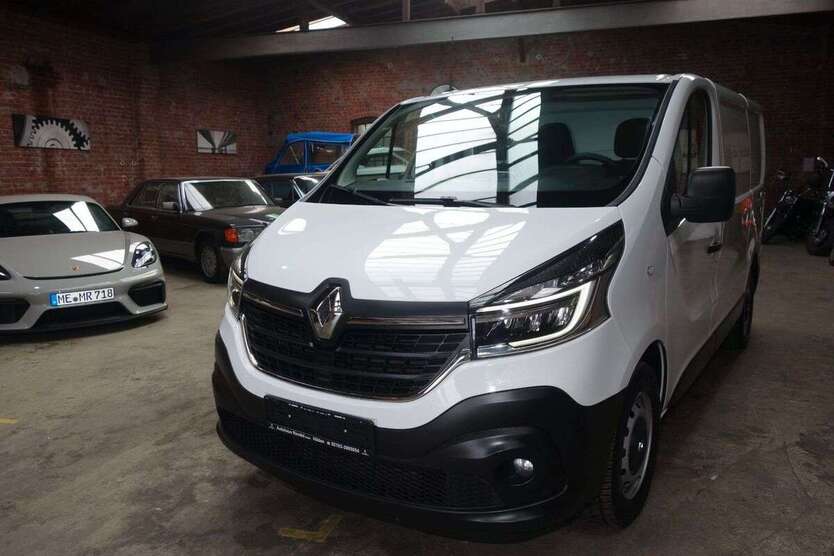 Renault Trafic 55.565 km 18.421 € Hilden 40721