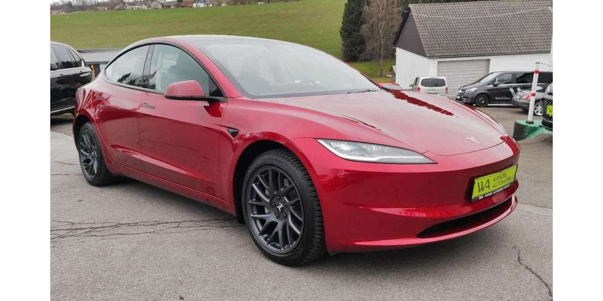Tesla Model 3 15.676 km 34.995 &euro; Halver 58553