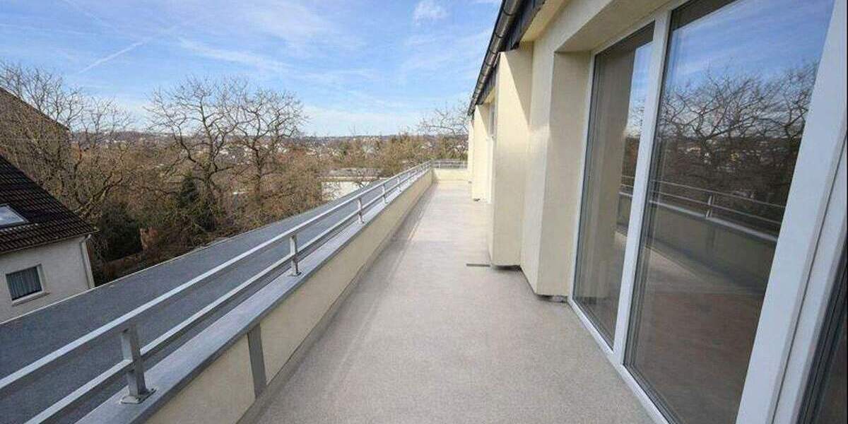 3-Zimmer-Wohnung (106 m²) - Erstbezug nach Kernsanierung, XXL-Dachterrasse, Aufzug 3 zimmer