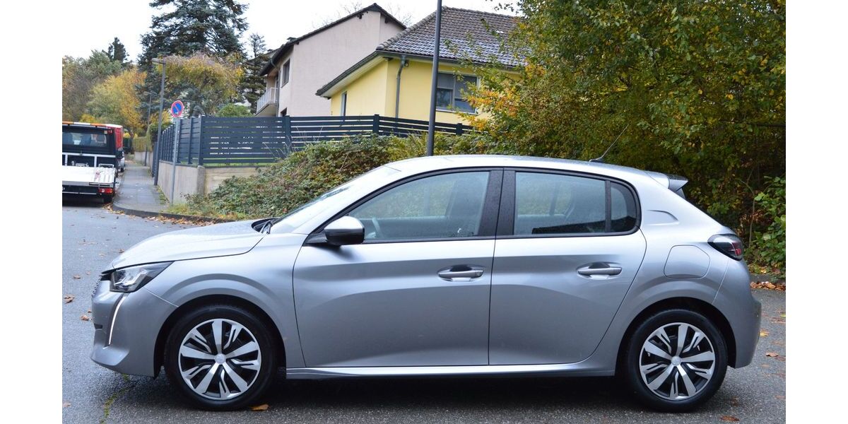 Peugeot 208 25.000 km 11.899 &euro; Wuppertal 42279