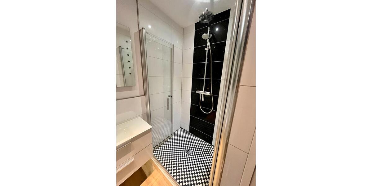 Etagenwohnung Düsseldorf Flingern Süd - 3 Zimmer, 95 m&sup2;, 599.500&euro; | Angebot:24996367