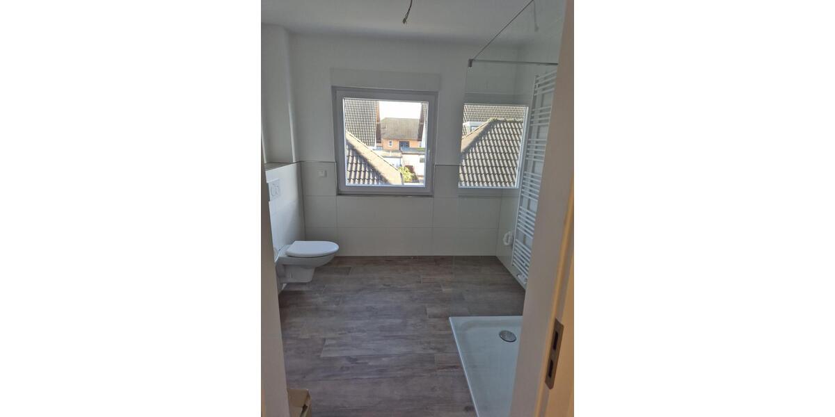 Etagenwohnung Hückeswagen - 4 Zimmer, 100 m&sup2;, 1.100&euro; | Angebot:24829748