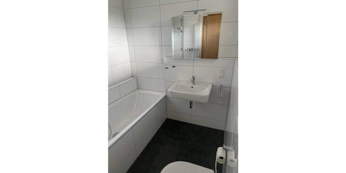Etagenwohnung Bergisch Gladbach Hebborn - 2 Zimmer, 94 m&sup2;, 399.000&euro; | Angebot:26583703