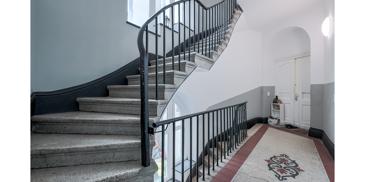 Großzügig geschnittene Eigentumswohnung in Köln-Mülheim 3 zimmer