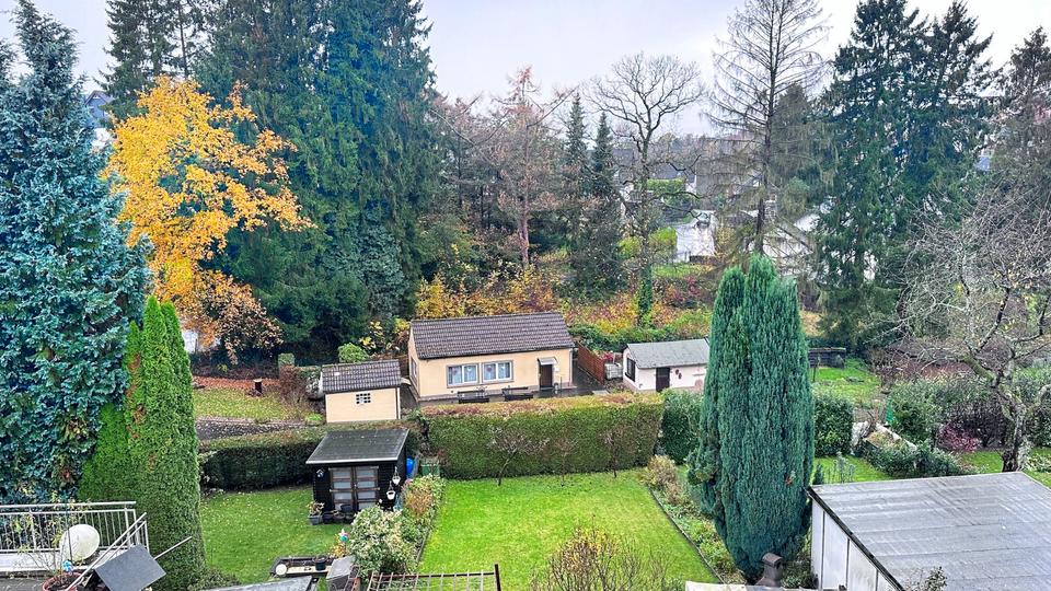 Reihenhaus Solingen Mitte - 9 Zimmer, 210 m&sup2;, 340.000&euro; | Angebot:26326963