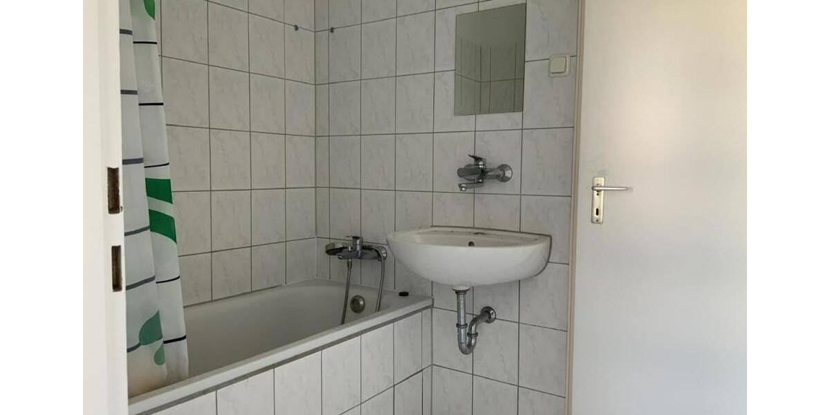 Etagenwohnung Monheim am Rhein - 4 Zimmer, 88 m&sup2;, 979&euro; | Angebot:25963923