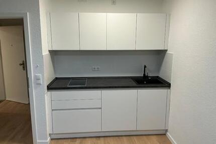 Wohnung Düsseldorf Oberbilk - 1 Zimmer, 27 m&sup2;, 600&euro; | Angebot:25725333