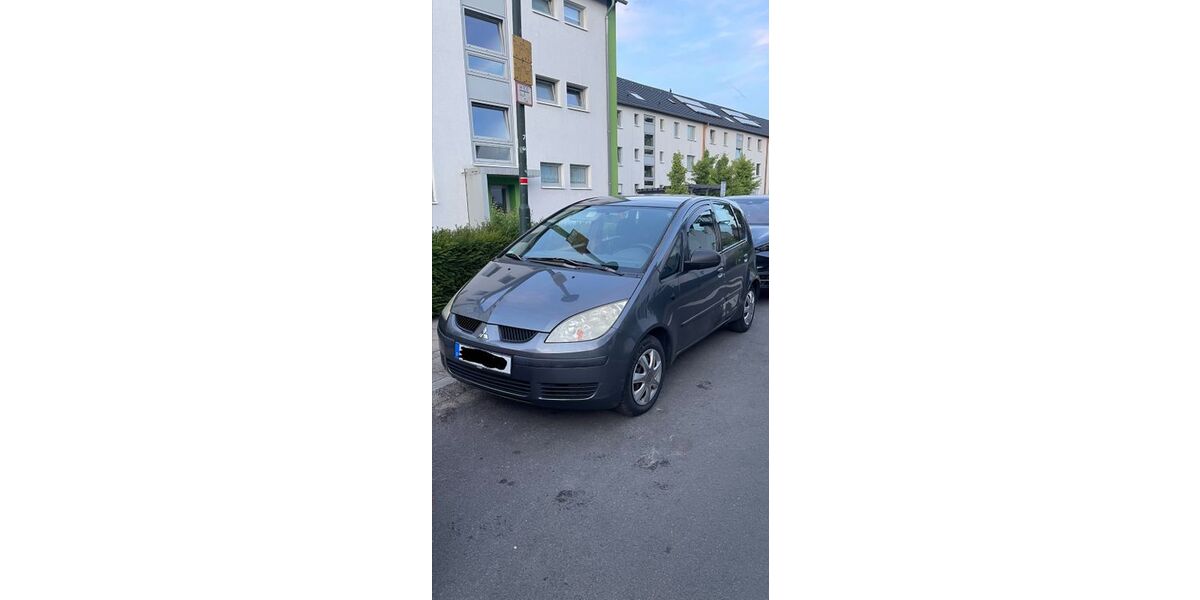 Mitsubishi Colt 305.355 km 1.300 &euro; Düsseldorf 40474
