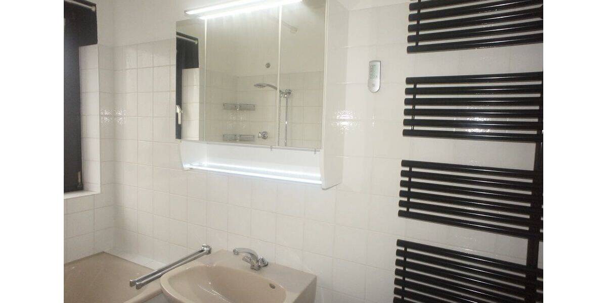 Etagenwohnung Monheim am Rhein Baumberg - 2 Zimmer, 61 m&sup2;, 720&euro; | Angebot:26379695