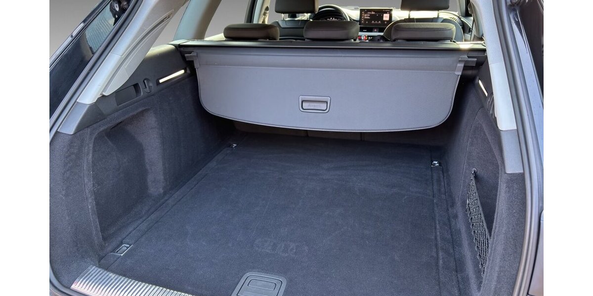 Audi A4 35 TDI S Line Autom MMI Kamera LED 106.539 km 23.400 &euro; Wuppertal 42327