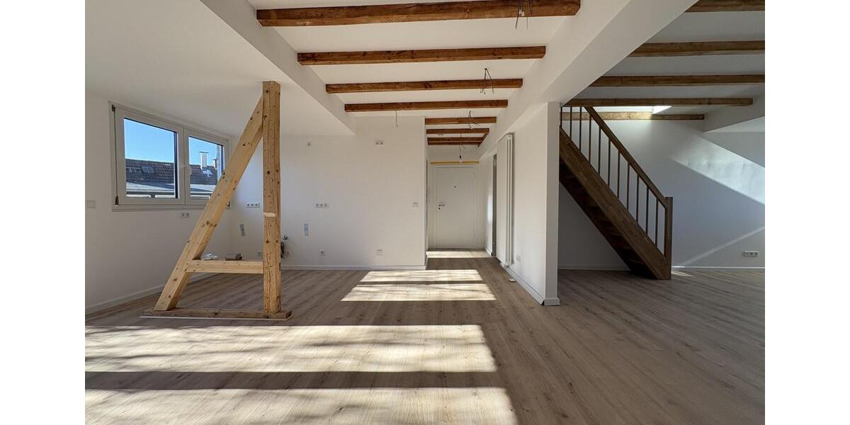 Dachgeschoßwohnung Düsseldorf Pempelfort - 3 Zimmer, 85 m&sup2;, 1.715&euro; | Angebot:25718773