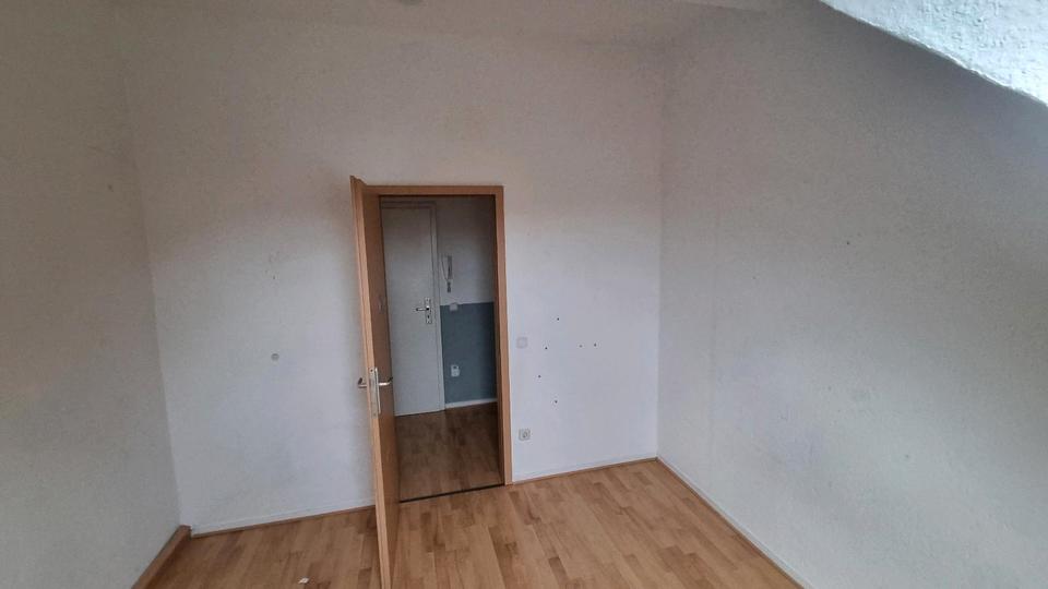 Charmante 4-Zimmer Dachgeschosswohnung zimmer