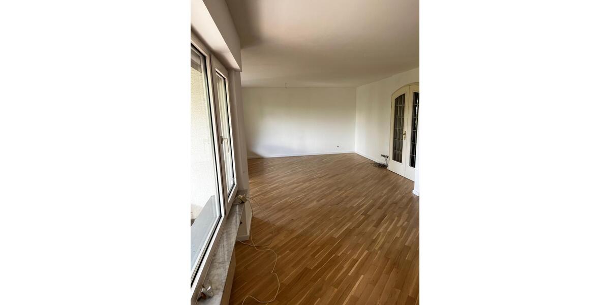 Erdgeschoßwohnung Wuppertal Gemarkung Nächstebreck - 2 Zimmer, 98 m&sup2;, 870&euro; | Angebot:26126068