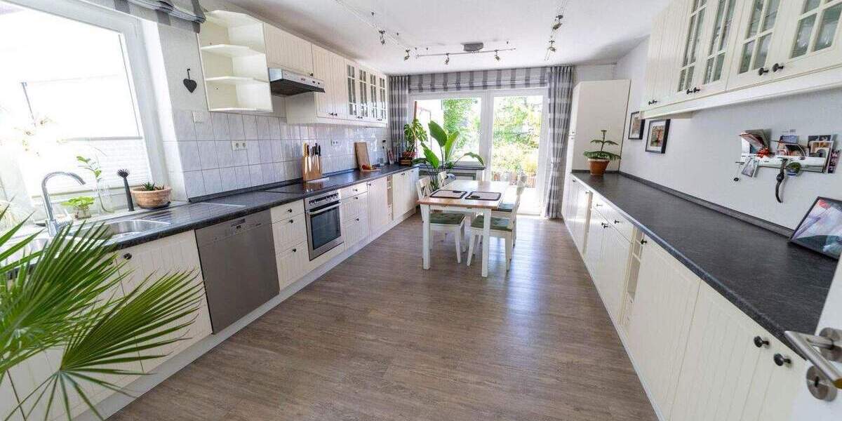 Hochwertiges Stadthaus Mehrgenerationenhaus im Zentrum Remscheids mit schönem Garten (maklerfrei) 1 zimmer