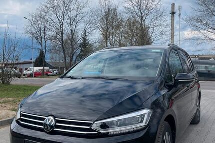 VW Touran 7.200 km 30.700 &euro; Solingen 42653