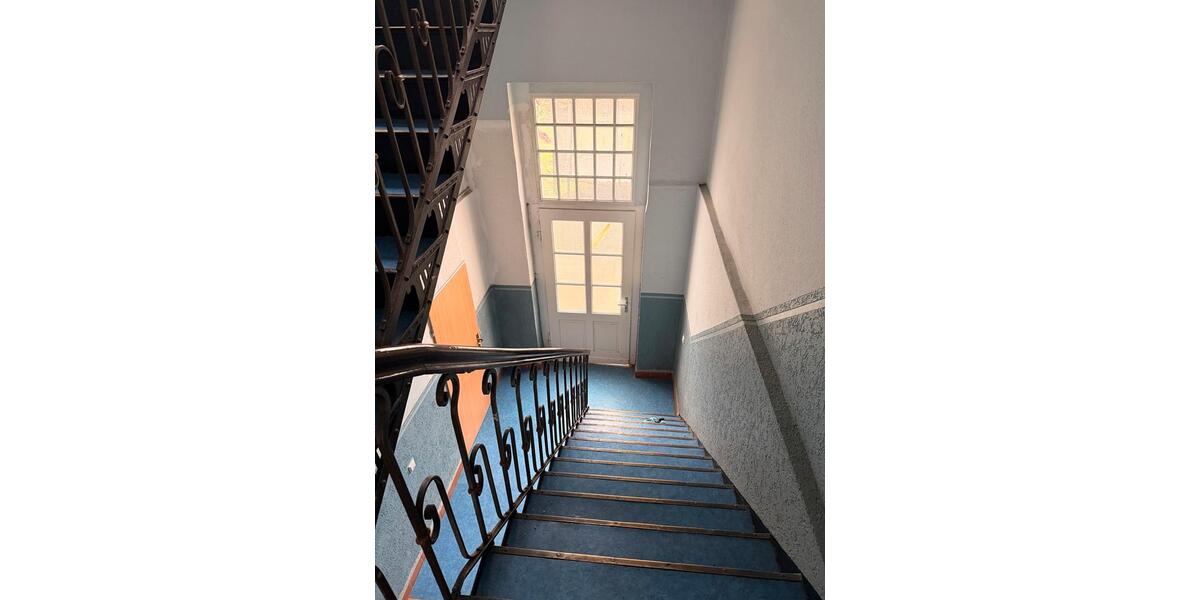 Massiv gebautes 3-Familienhaus mit Ausbaureserve 15 zimmer