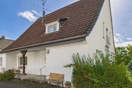 Haus zum Kaufen in Solingen 255.000 € 108 m² 5 zimmer