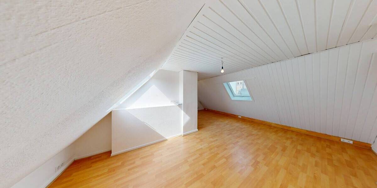 Etagenwohnung Düsseldorf Altstadt - 2 Zimmer, 56 m&sup2;, 875&euro; | Angebot:26439460