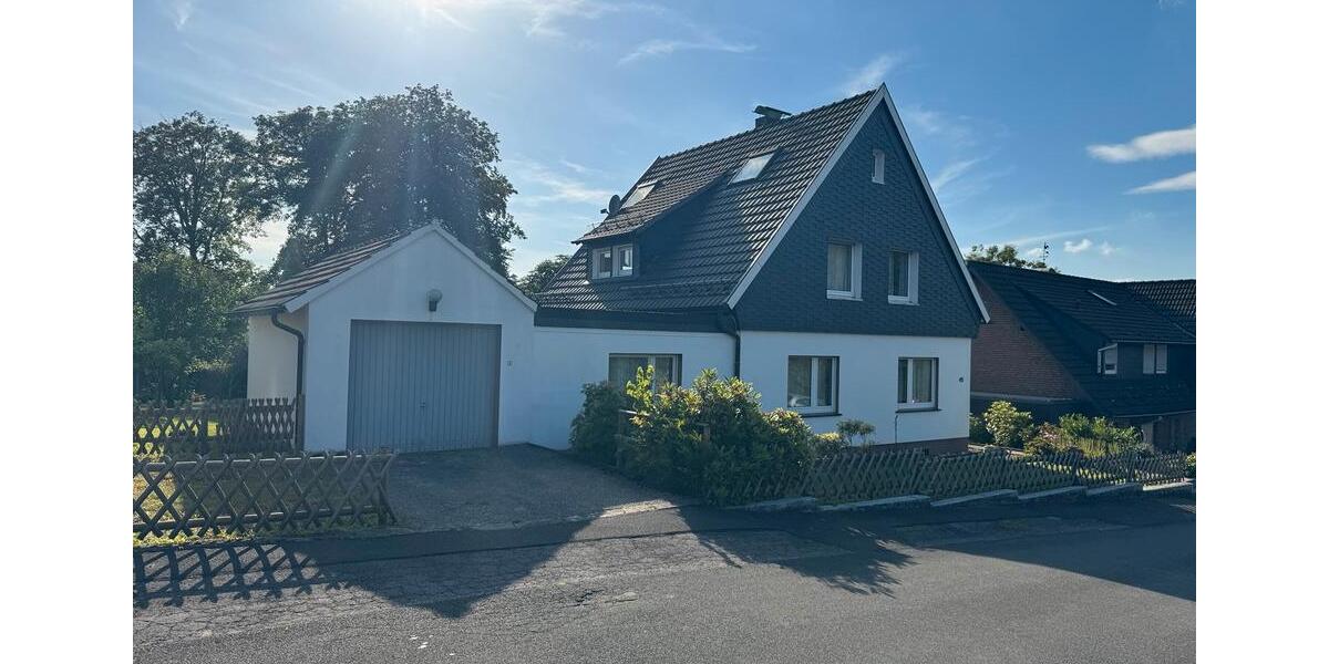 Einfamilienhaus Wermelskirchen - 5 Zimmer, 154 m&sup2;, 350.000&euro; | Angebot:26891934