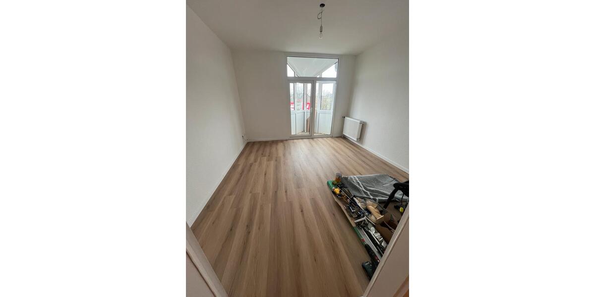 Etagenwohnung Radevormwald - 4 Zimmer, 105 m&sup2;, 950&euro; | Angebot:25630385