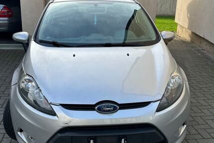 Ford Fiesta 144.684 km 1.800 &euro; Düsseldorf 40239