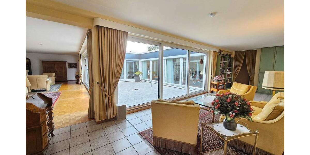 Exklusiver Atrium-Bungalow mit Gartenfläche in begehrter Lage von Sprockhövel-Haßlinghausen 5 zimmer