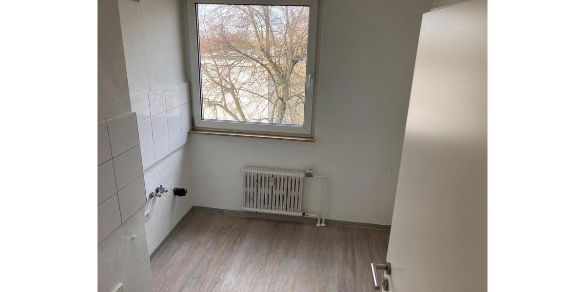 Etagenwohnung Bochum Bochum-Südwest - 3 Zimmer, 62 m&sup2;, 596&euro; | Angebot:24635104