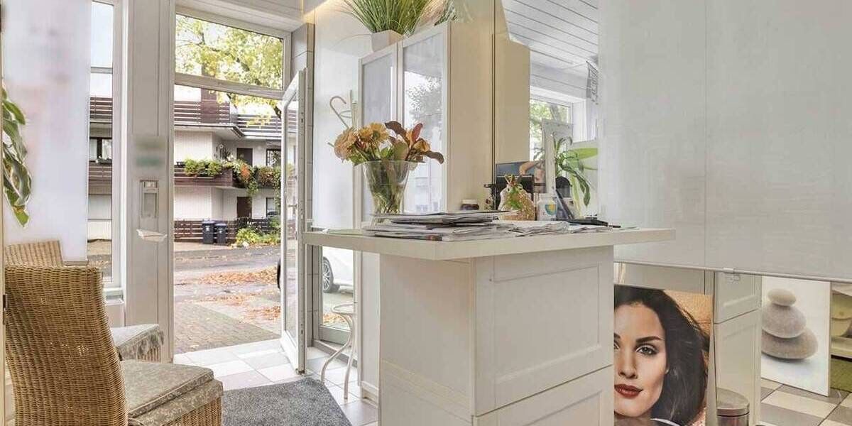 Ratingen-Süd: Teilvermietetes Ladenlokal mit zwei Einheiten und Stellplatz 2 zimmer