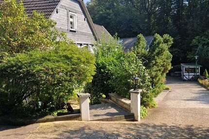 Haus zum Kaufen in Solingen 425.000 € 120 m² 5 zimmer