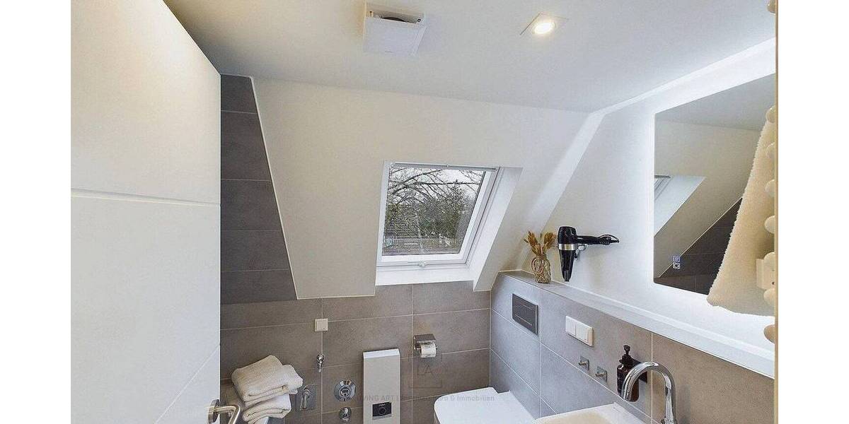 Etagenwohnung Leverkusen Schlebusch - 1 Zimmer, 35 m&sup2;, 550&euro; | Angebot:26795099