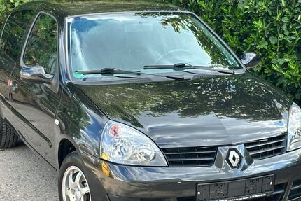 Renault Clio 59.200 km 3.650 &euro; Hagen 58119