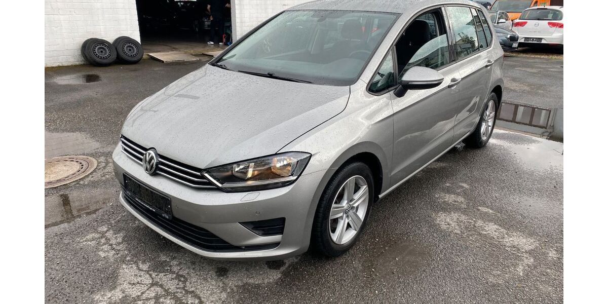 VW Golf Sportsvan 111.000 km 11.500 &euro; Monheim 40789
