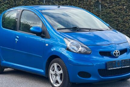 Toyota Aygo (X) 133.009 km 3.999 &euro; Wuppertal 42389