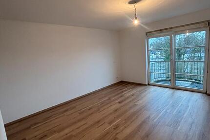 Frisch renovierte 1Zimmer-Wohnung in zentraler Lage von Burscheid 1 zimmer