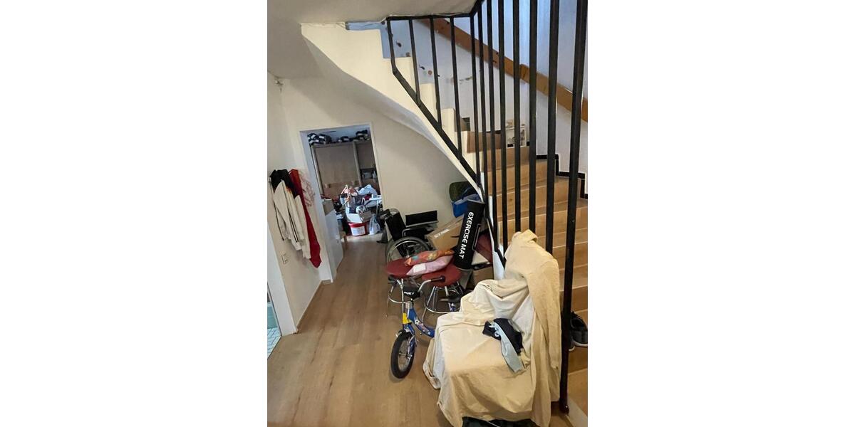 Doppelhaushälfte Wermelskirchen - 4 Zimmer, 200 m&sup2;, 485.000&euro; | Angebot:26041502