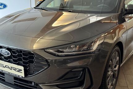 Ford Focus 17.600 km 25.990 &euro; Sprockhövel 45549