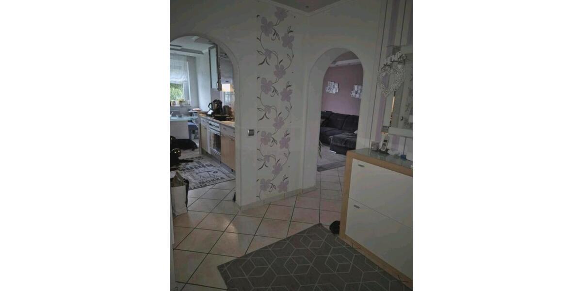 Erdgeschosswohnung 3,5 Z. 79 m² mit Garten, Terrasse & Garage 3.5 zimmer