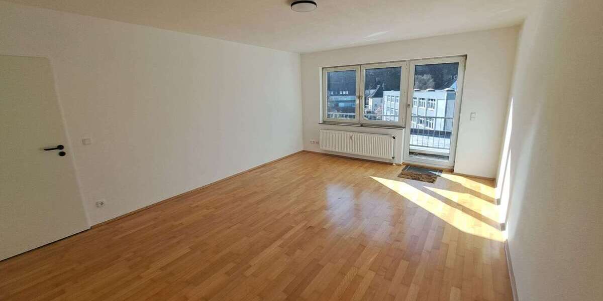 Etagenwohnung Kierspe Tannenbaum - 4 Zimmer, 88 m&sup2;, 770&euro; | Angebot:26083203