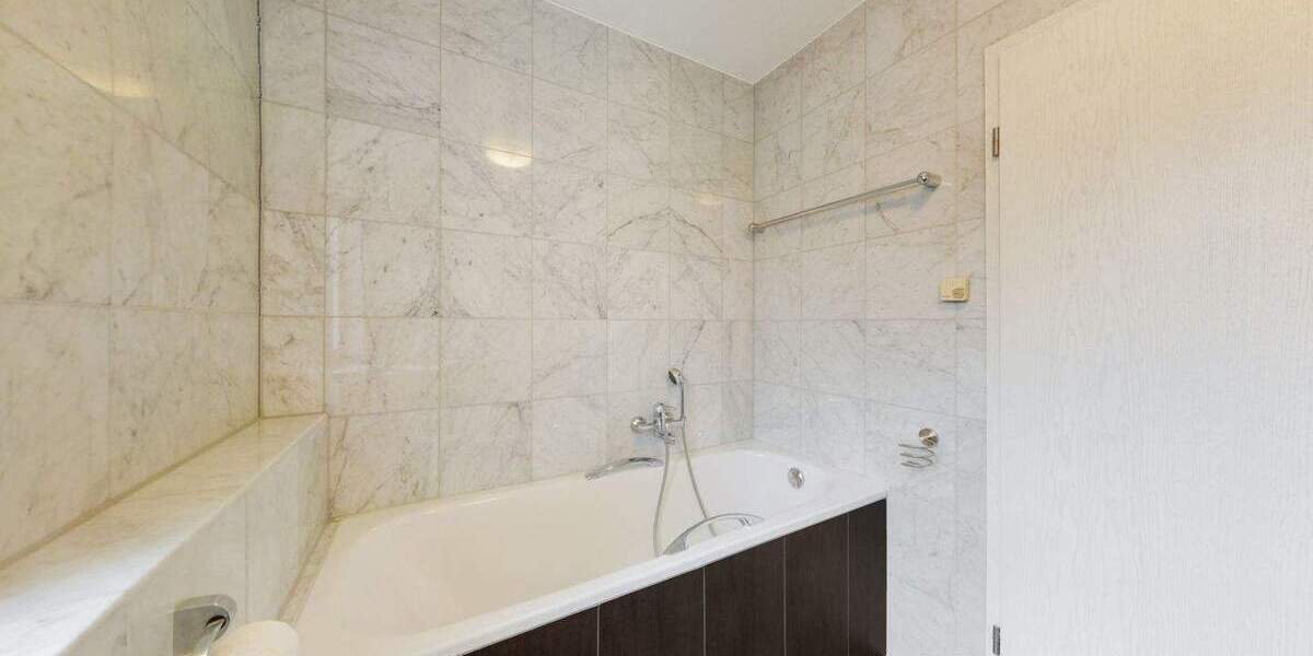 Großzügiges Wohnen in bester Lage von Leichlingen 4 zimmer