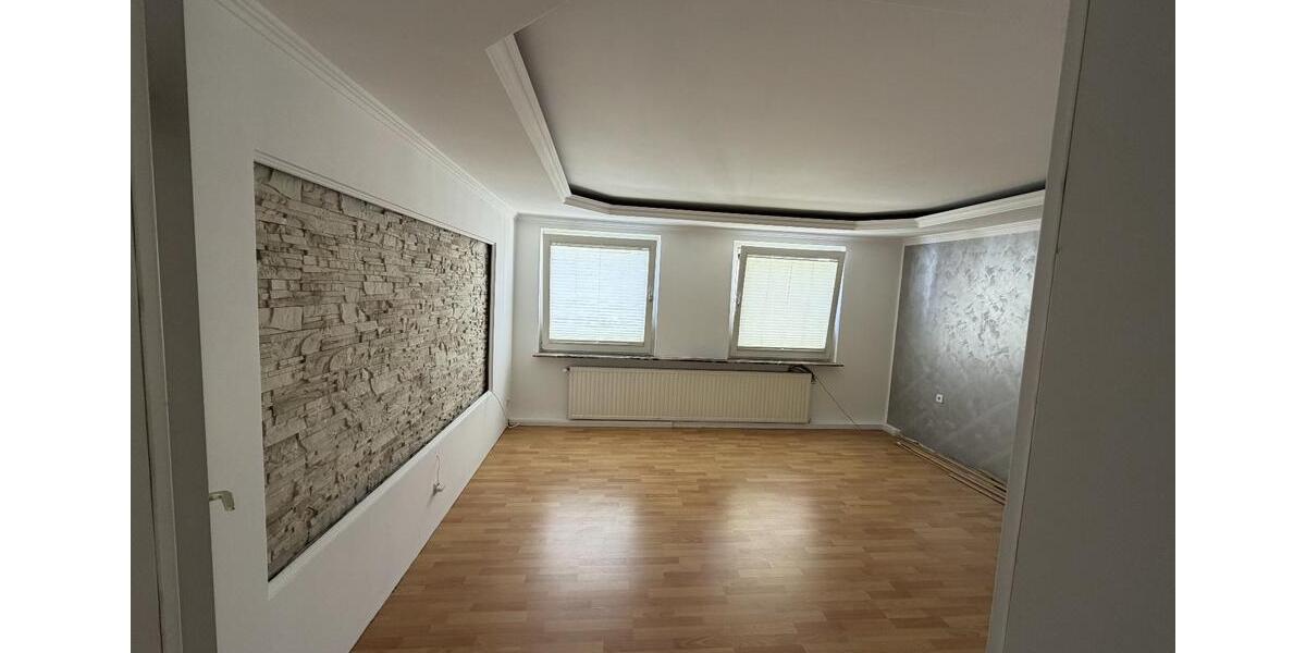 Etagenwohnung Wuppertal Gemarkung Langerfeld - 4 Zimmer, 99 m&sup2;, 225.000&euro; | Angebot:27096139