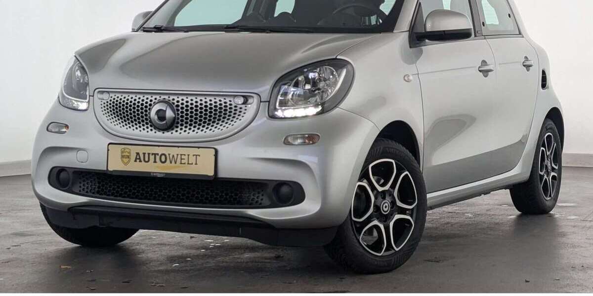 Smart forFour 79.470 km 12.460 € Düsseldorf 40599