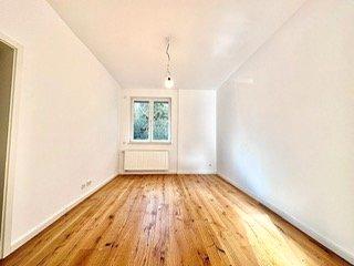 Erdgeschoßwohnung Wuppertal Gemarkung Barmen - 5 Zimmer, 280 m&sup2;, 3.300&euro; | Angebot:26150925