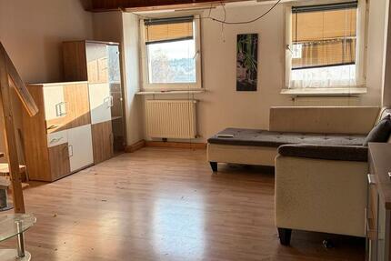 Helles Dachgeschoß auf dem Rott in Trassennähe 1 zimmer
